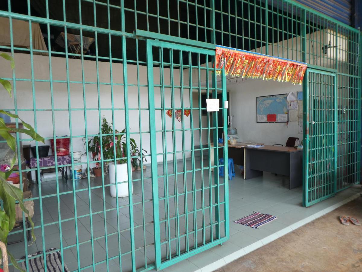 Tit Motel Σουνγκάϊ Πετάνι Εξωτερικό φωτογραφία